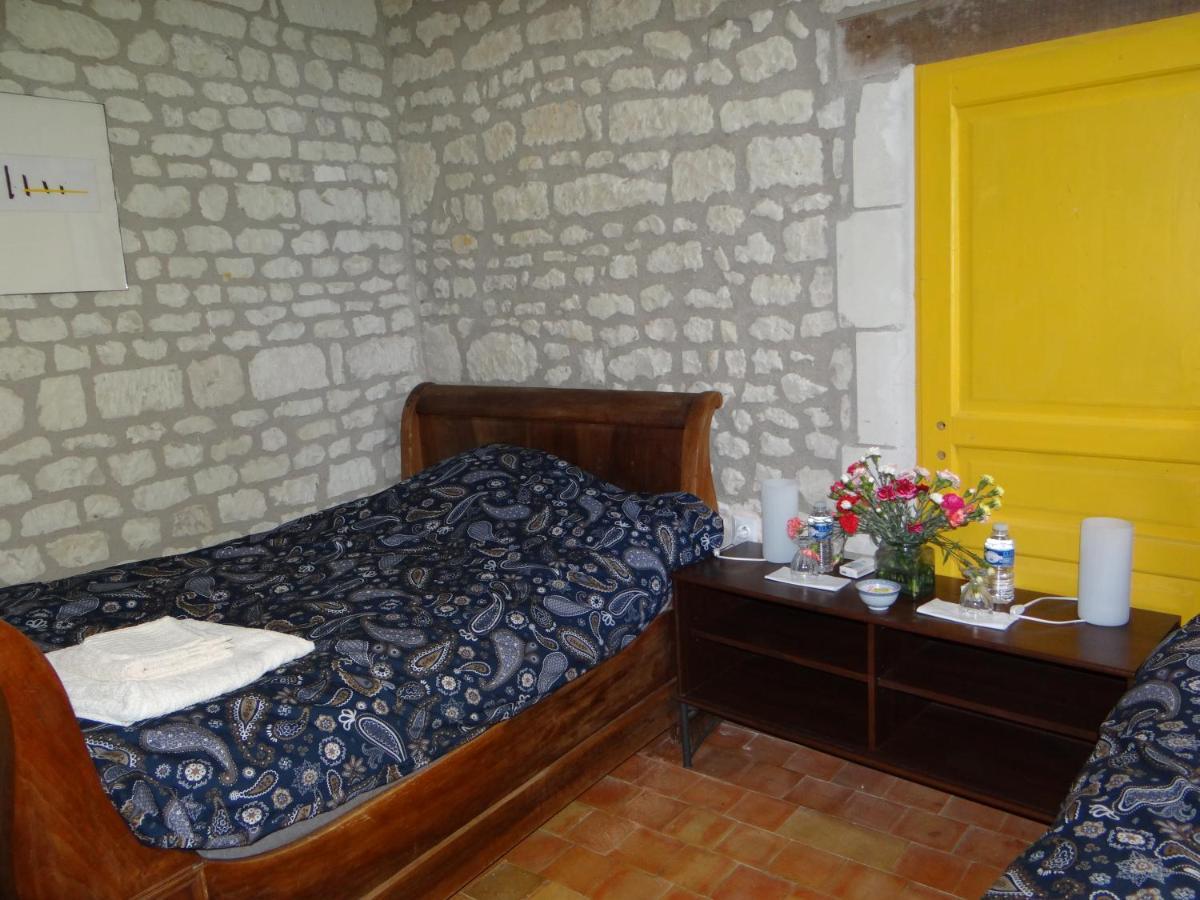 gîte du manoir des roches Saires Extérieur photo