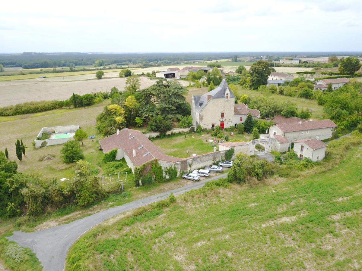 gîte du manoir des roches Saires Extérieur photo